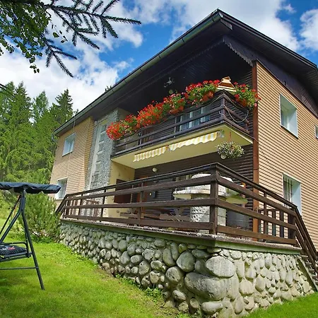 بيت خشبي Horska Ziaranka Liptovský Mikuláš